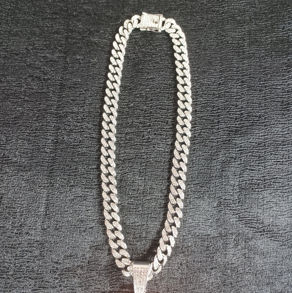 NFL Cincinnati Bengals 20Inch Necklace Pendant Cuban Chain Link Football Jewelry - Picture 4 of 6